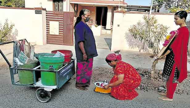 Woman Honour to Cleaning worker