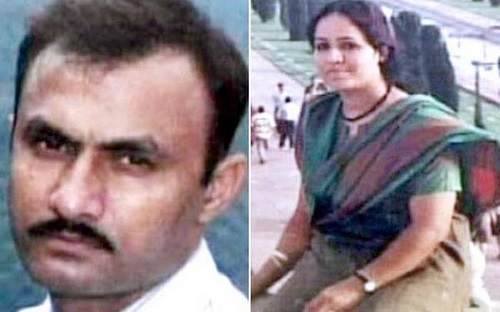 Sohrabuddin Sheikh and his wife